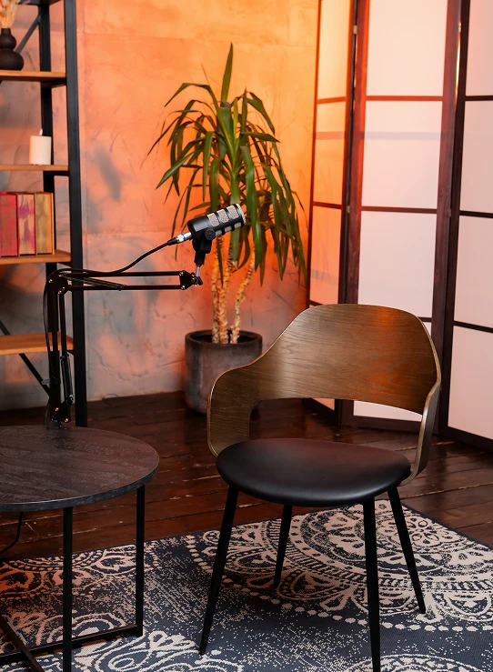 Exclusive Interview with Dawn Cazedessus and AJ Vaden 